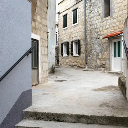 By The Sea Kastel Kambelovac, - 8679 Apartment